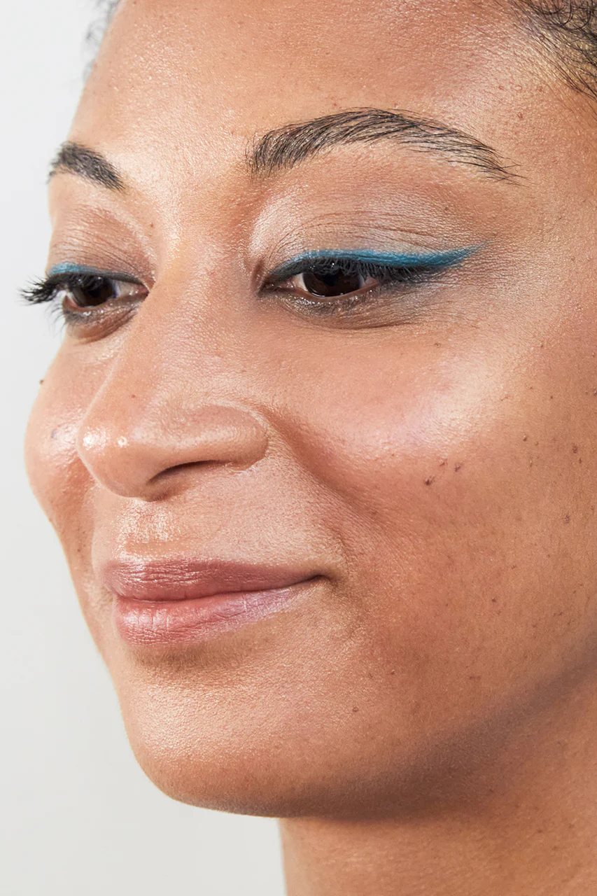 Jojoba Oil Eye Pencil - Cerulean - Image 6