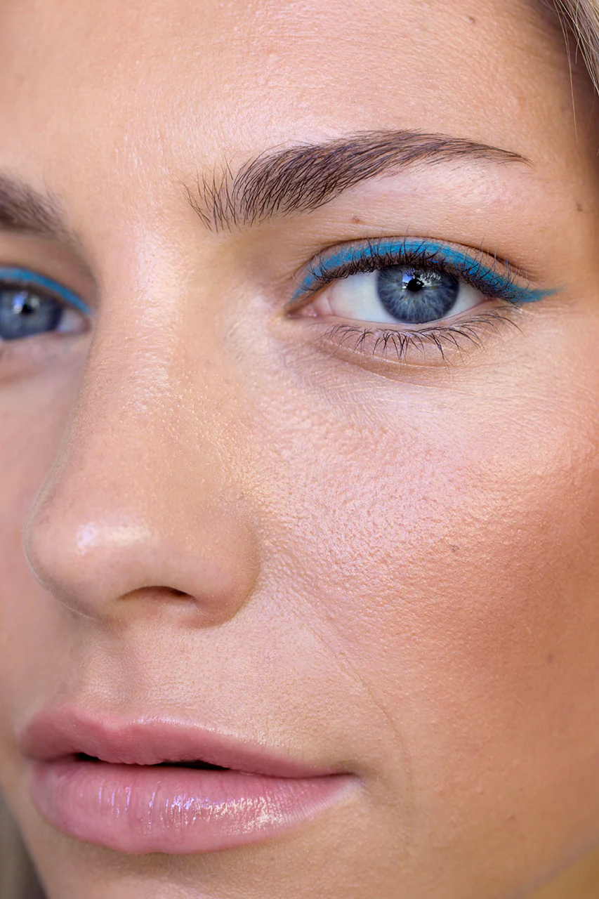 Jojoba Oil Eye Pencil - Cerulean - Image 7