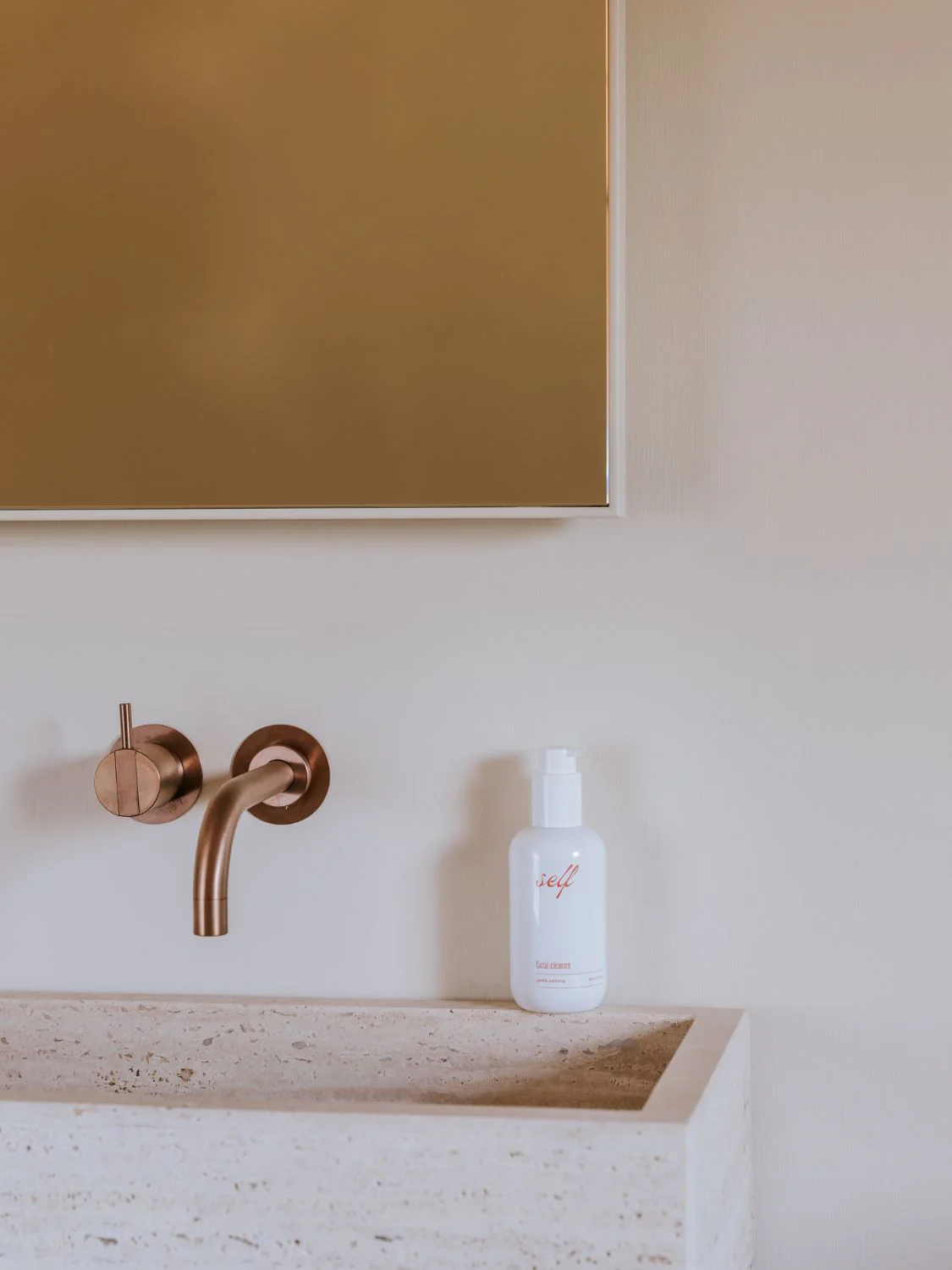 Gentle Purifying Facial Cleanser - Image 3