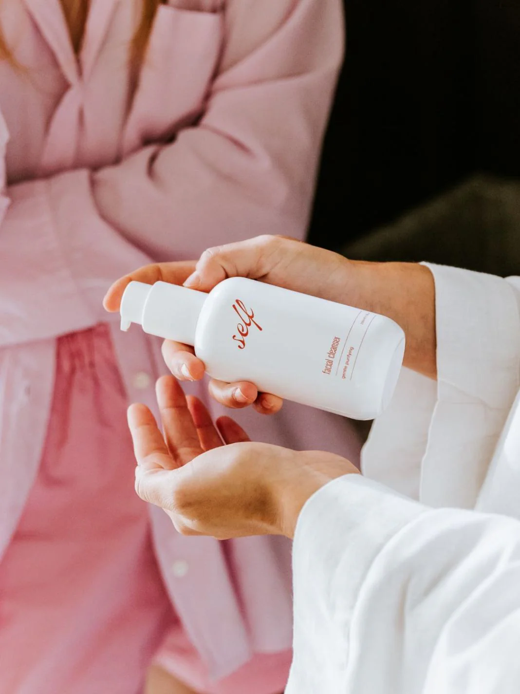 Gentle Purifying Facial Cleanser - Image 5