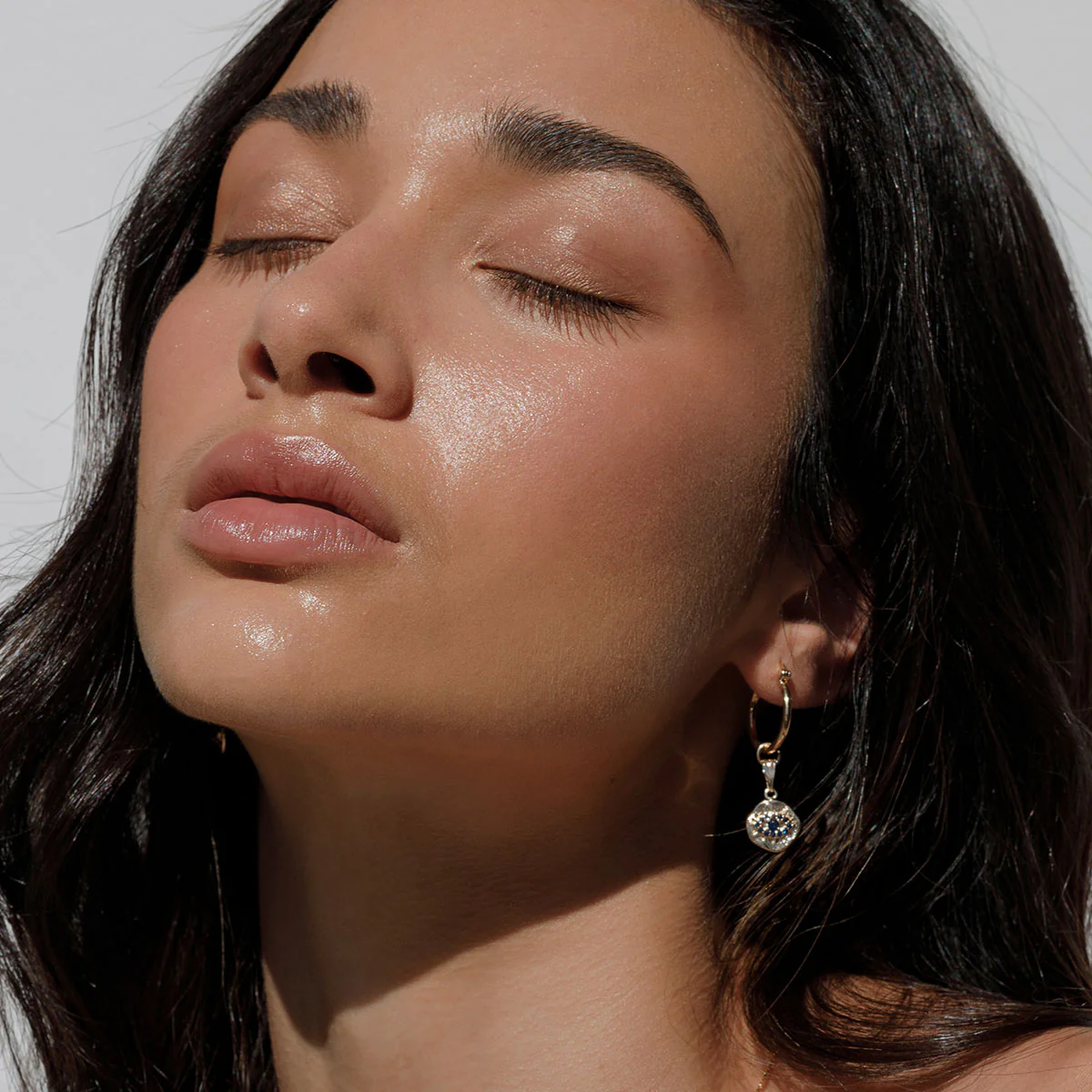 Skin Tint Serum Foundation SPF15 - Golden - Image 6